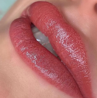 LIPS- COCOA BEANS