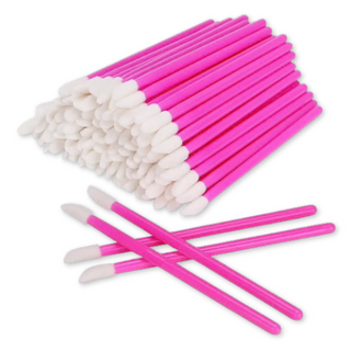 Applicatore per labbra